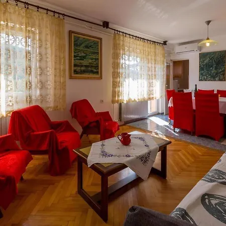 In 5195 Apartment Crikvenica